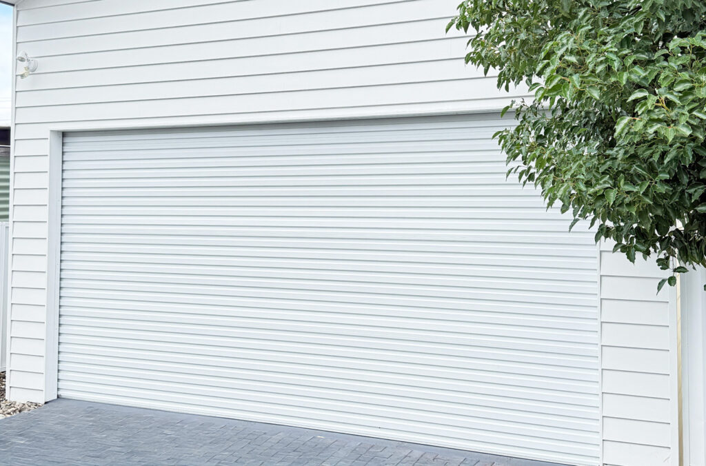 Gliderol_RollerDoor_Surfmist Gliderol - Gliderol